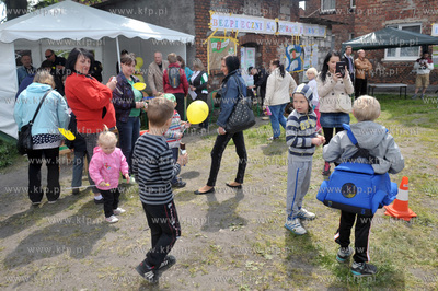 Gdansk Orunia. Akcji malowania scian tunelu na ul....