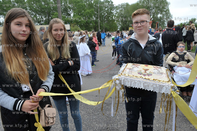 Boże Ciało w Gdańsku Brzeźnie. Procesja na ul....