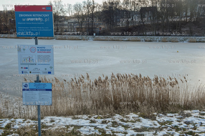 Zamarznięty zbiornik retencyjny Srebrniki. 04.02.2019...