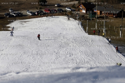 Wieżyca koło Szymbarka. Stok narciarski. 04.03.2012...