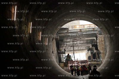 Tunel pod Martwa Wisla, wywiercony przez maszyne TBM.
17.01.2014
fot....
