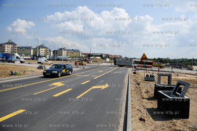 Gdansk. Budowa ulicy Nowej Lodzkiej oraz nowej lini...