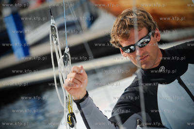 Gdynia. Port Jachtowy. Zeglarz Mateusz Kusznierewicz,...