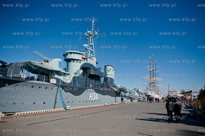 Gdynia. Skwer Kosciuszki. Okret - muzeum ORP Blyskawica
11.03.2012
fot....