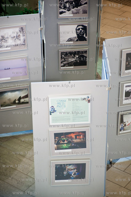 Gdansk. CH Manhattan. Wystawa prac nagrodzonych w XVI...