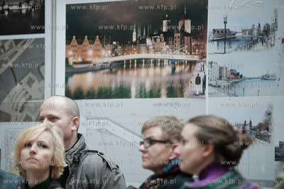 Politechnika Gdanska, Gmach Glowny. Ogloszonie wynikow...