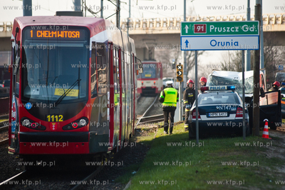 Gdansk. Ul. Okopowa. Wypadek samochodu dostawczego...