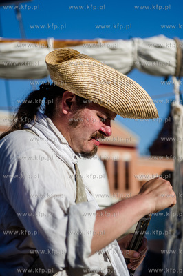 Gdansk. Rybackie Pobrzeze. Baltic Sail. Inscenizacja...