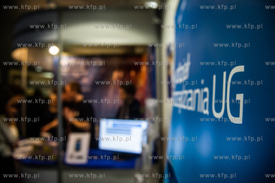 Uniwersytet Gdanski. Wydzial Prawa i Administracji....