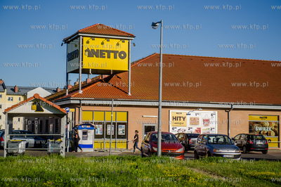 Gdańsk. Ujescisko. Sklep sieci Netto.
20.07.2016
fot....