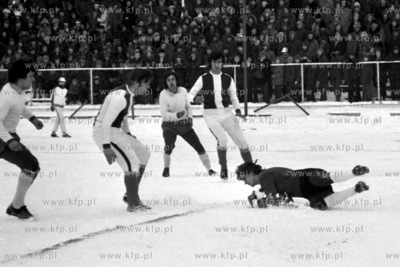 Mecz pilki noznej na stadionie w Gdansku Wrzeszczu...