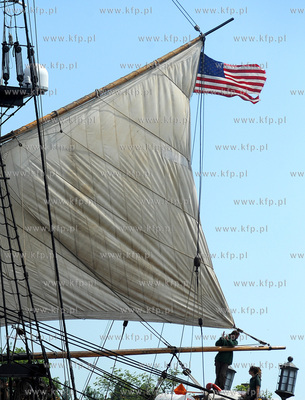 Gdansk. HMS Bounty, replika XVIII wiecznego zaglowca...