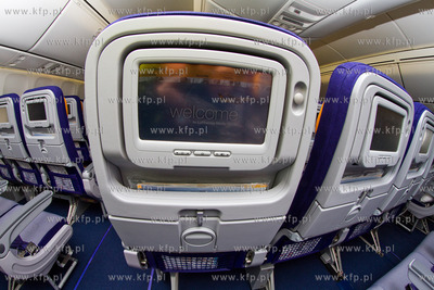 Lotnisko im. Lecha Walesy w Gdansku - Rebiechowo. Wnetrze...