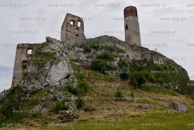 Zamek Krolewski Olsztyn kolo Czestochowy. Zbudowany...
