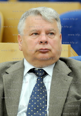 W  sali im. Lecha Badkowskiego Urzedzie Marszalkowskim...