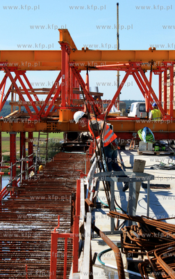Kwidzyn. Budowa mostu przez Wisle.  Inwestycja warta...