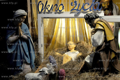 Rumia. Parafia NMP Wspomozenia Wiernych. Szopka bozonarodzeniowa...
