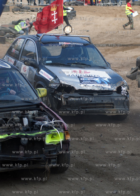 Zawory Wrak Race rozgrywane w Kolibki Adventure Park....