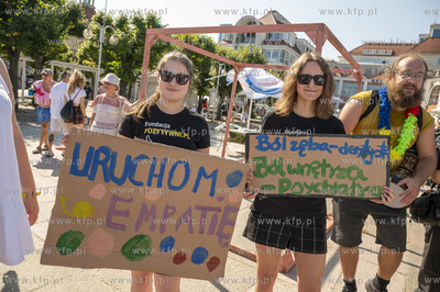 Sopot. Marsz dla zdrowia psychicznego i przejście...
