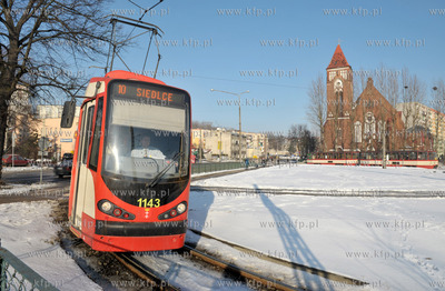 Petla tramwajowa na Siedacach przy kosciele pw. sw....