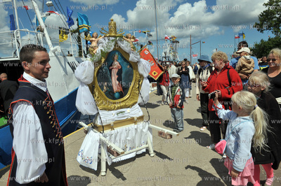 Morska Pielgrzymka Rybakow na odpust Sw. Apostolow...