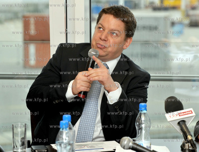 DCT Gdansk. Konferencja dot. inwestycji zagranicznych...