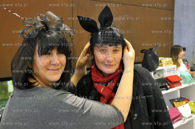 Targi mody, designu i mlodej sztuki Bakalie 13 w Europejskim...