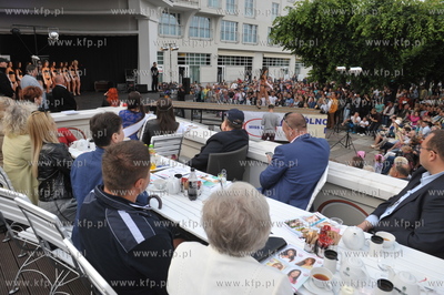 Ogolnopolskie wybory Bursztynowej Miss Lata w Sopocie....