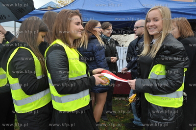 Żukowo. Oficjalne otwarcie ul. Armii Krajowej, drogi...