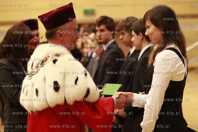 Uniwersytet Gdanski. Aula wydzialu Prawa i 
Addministracji....