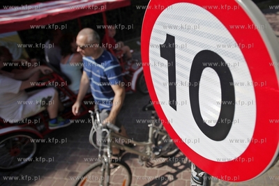 Sopot. FLASHMOB rowerzystów w zwiazku z ograniczeniem...