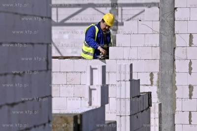 Budowa Centrum Handlowego Gildia II w bezposrednim...