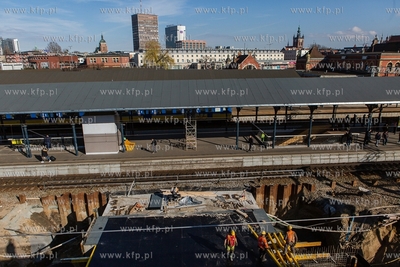 Gdańsk, Dworzec PKP. Przebudowa tunelu łączącego...