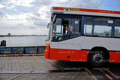 Gdansk Sobieszewo. Most Pontonowy na Martwej Wisle...