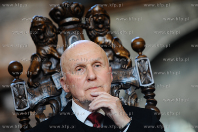 Gdansk. Dwor Artusa. Uroczysta Sesja Rady Miasta. Nadanie...