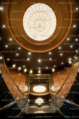 Port w Gdyni. Nabrzeze Francuskie. Wizyta wycieczkowca...