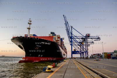 Gdansk. Terminal kontenerowy DCT. Kolejne zawiniecie...