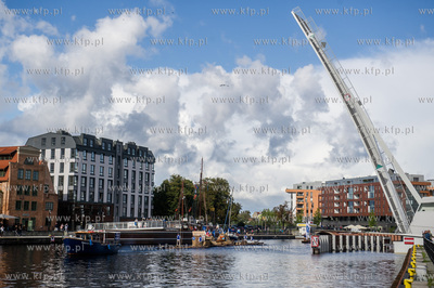 Gdańsk. Przywitanie członków Bractwa Flisackiego...