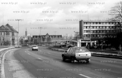 Ulica Armii Krajowej w Gdansku. 21.02.1989 
3luty89_z.kosycarz_p28
Fot....