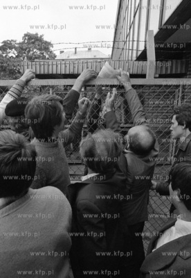 Strajk w Stoczni Gdanskiej im Lenina. Nz. stoczniowcy...