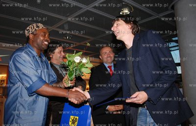 CH Manhattan. Wreczenie nagrod i otwarcie wystawy pokonkursowej...