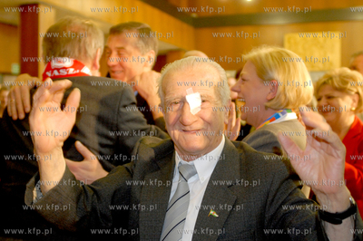 Spotkanie w Urzedzie Miejskim w Gdansku, gdzie oczekiwano...