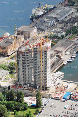 Gdynia z lotu ptaka. Nz. Budowa drapacza chmur  "Sea...