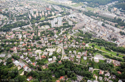 Gdynia z lotu ptaka. Nz. Plyta Redlowska i Kamienna...