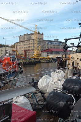 W usteckim porcie pojawily sie napisy krytykujace wladze...