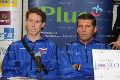 Hotel Nadmorski w Gdyni. Konferencja prasowa przed...