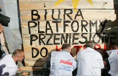 Szczecin. Kilka tysiecy zwiazkowcow z calej Polski...