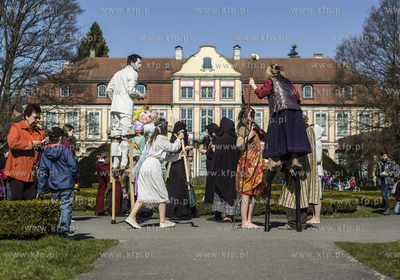 Oliwa, Park Oliwski. II Festiwal Etnowiosnowisko. Happening...