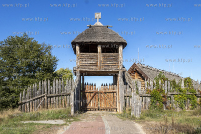 Faktoria Handlowa – rekonstrukcja osady handlowej...