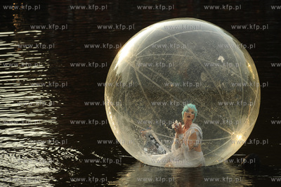 XIII edycja Festiwalu Teatrow Ulicznych FETA. Teatr...